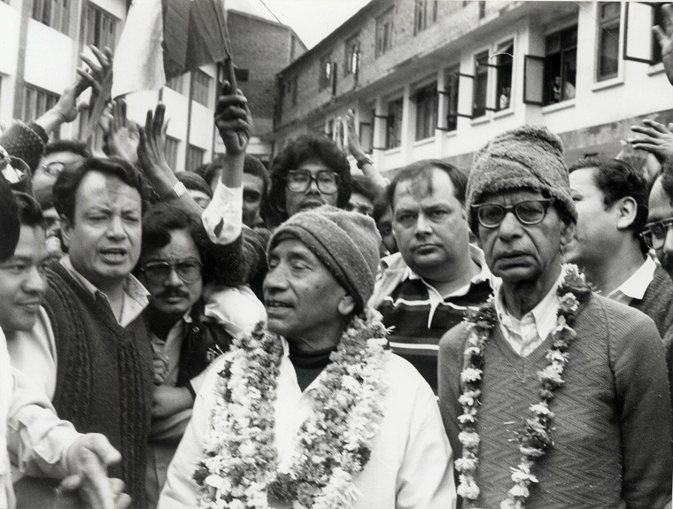 लोकतन्त्रको संस्थागत विकास